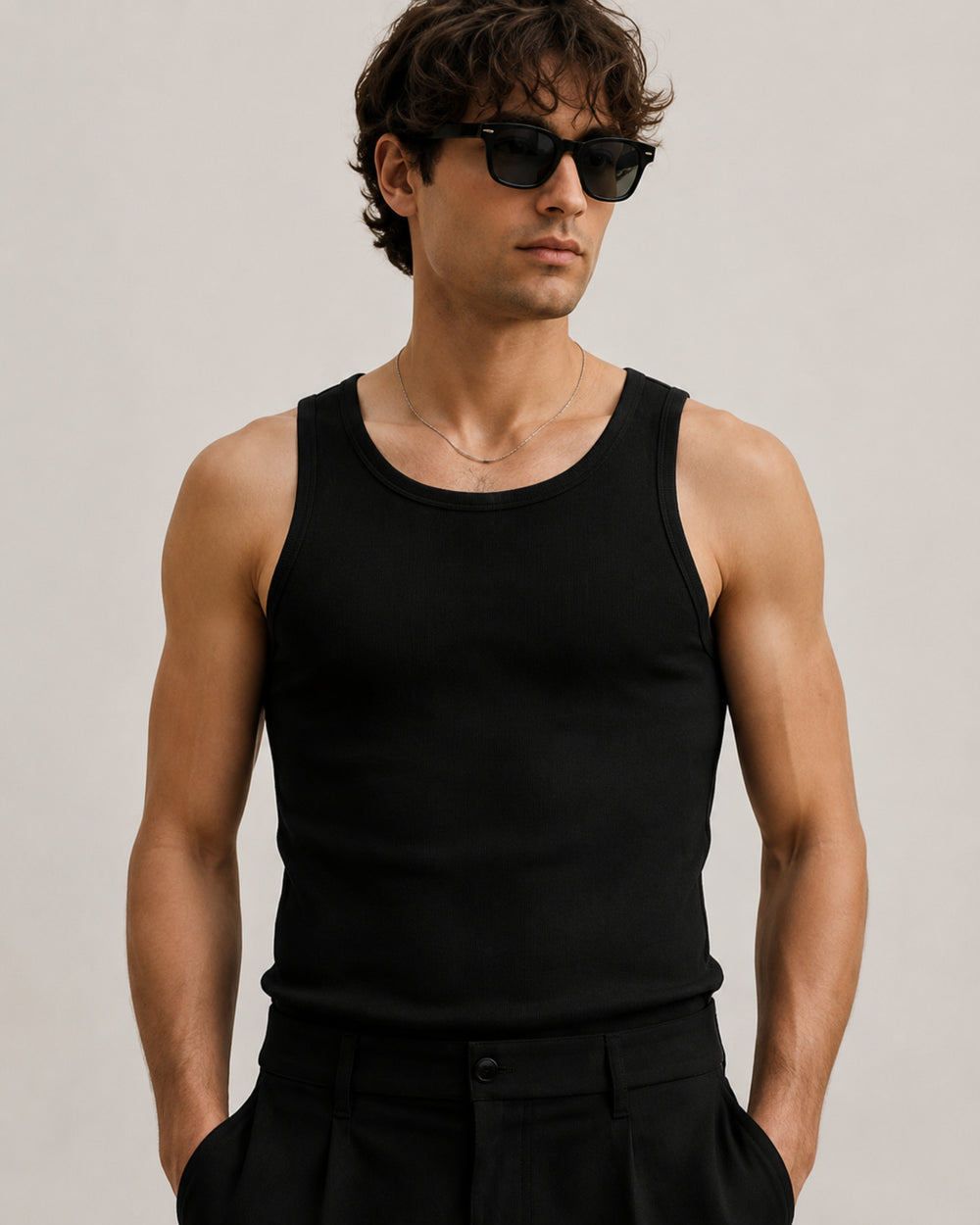 TANK 001 - BLACK